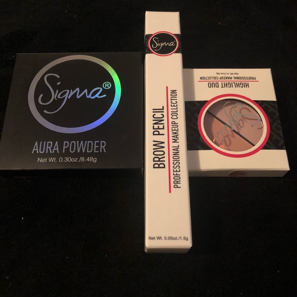 Brand new in box Sigma makeup 3 pieces !